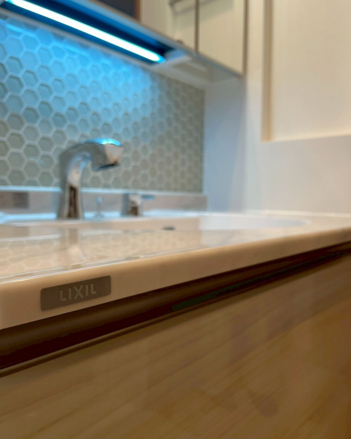 【洗面室】LIXILルミシス ボウル一体タイプ 〈ラピシアネオホワイト〉